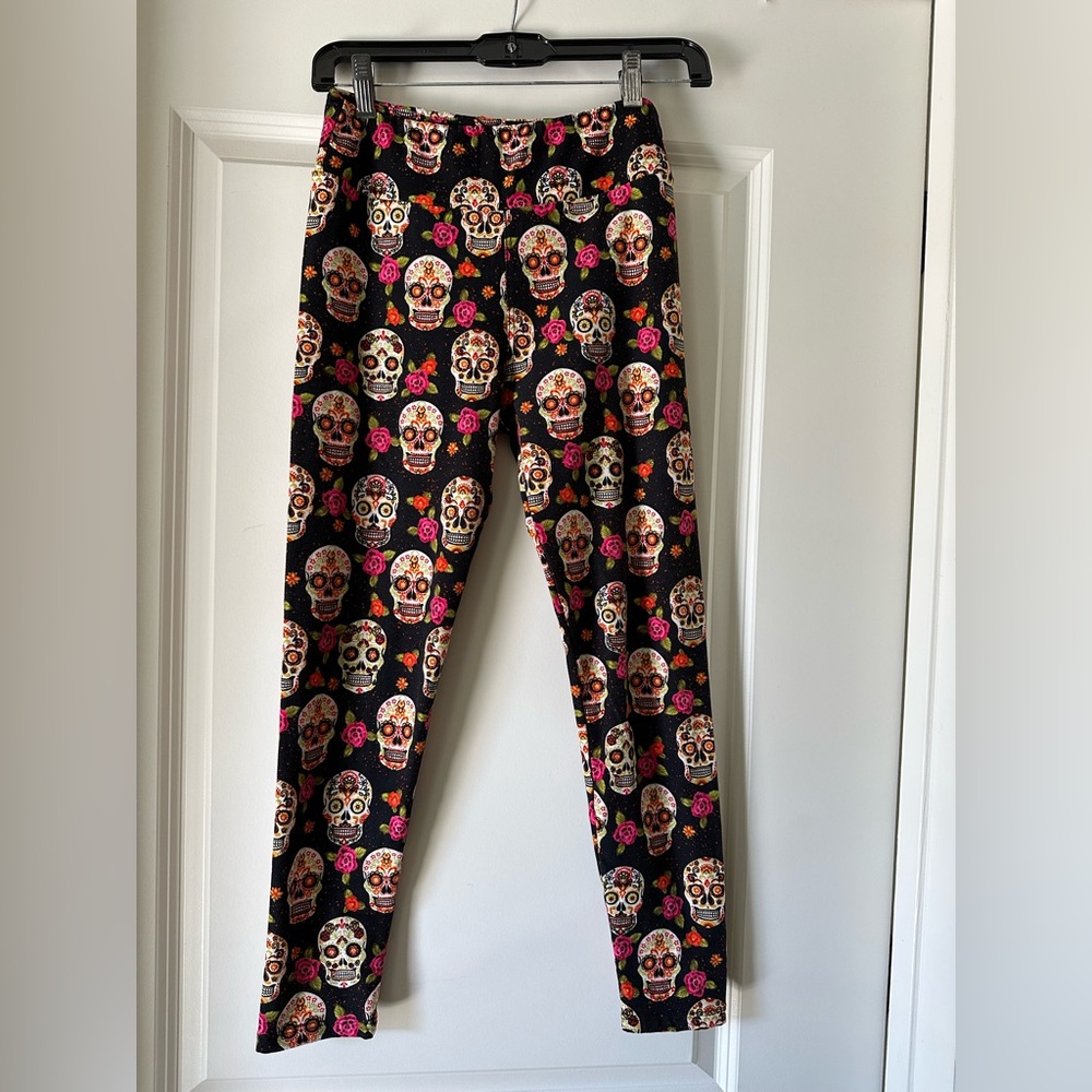 Skull Print Leggings - Black with Pink and Multicolor Accents